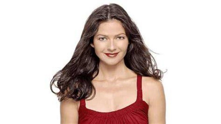 Jill Hennessy Biography, Age, Height, Husband, Net Worth, Family