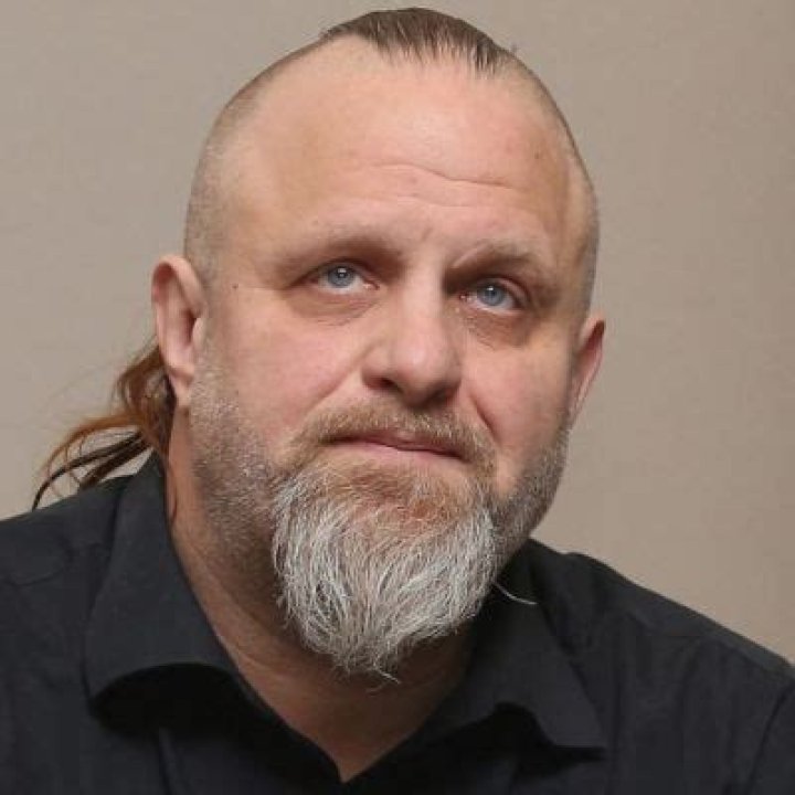 Shawn Crahan Biography, Age, Height, Wife, Net Worth, Family